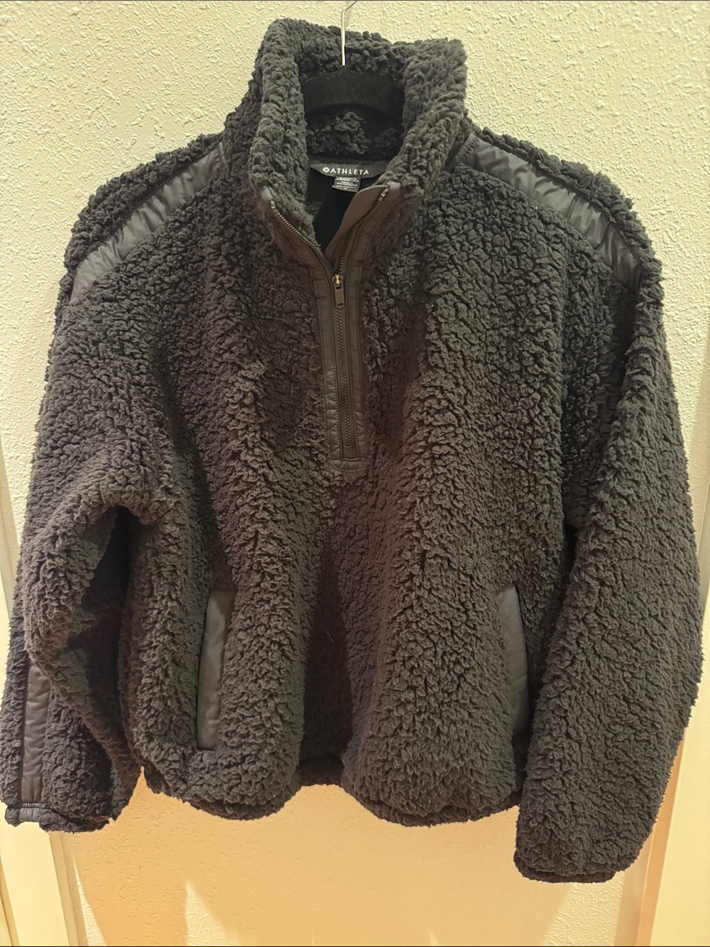 Athleta Women’s Black Teddy Half-Zip Pullover Jacket